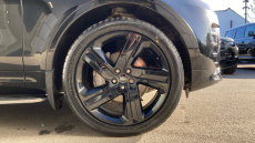 Land Rover Discovery 3.0 D300 Dynamic SE 5dr Auto Diesel Station Wagon